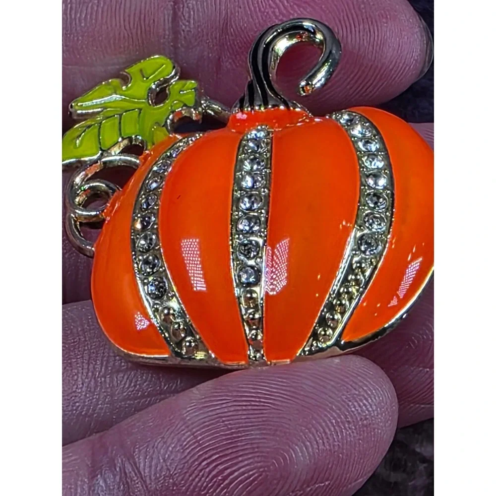 Orange Pumpkin Rhinestone Enamel Gold Tone Pin Brooch Fall Halloween